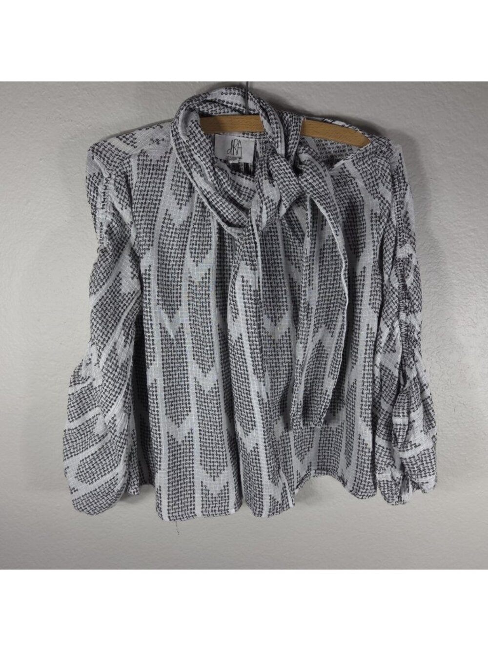 Anthropology dRA Los Angeles S Cotton Ruched Balloon Sleeve Tie Neck Top Blouse